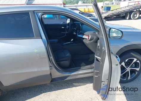 2024 Chevrolet Trax Fwd Lt z USA, uszkodzony, nr VIN KL77LHE24RC237419